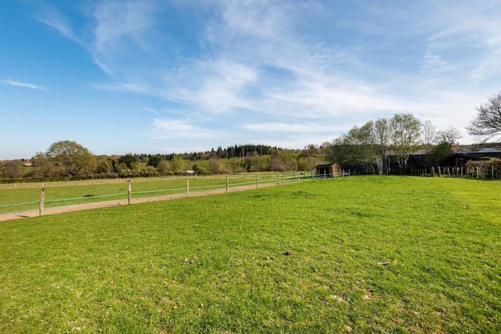 Secret & Secluded Sedlescombe Battle Exterior foto